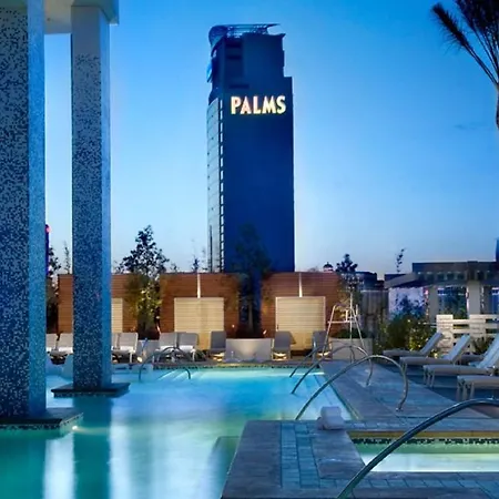 Stripviewsuites Two-Bedroom Con-Joined Exclusive Condo-3