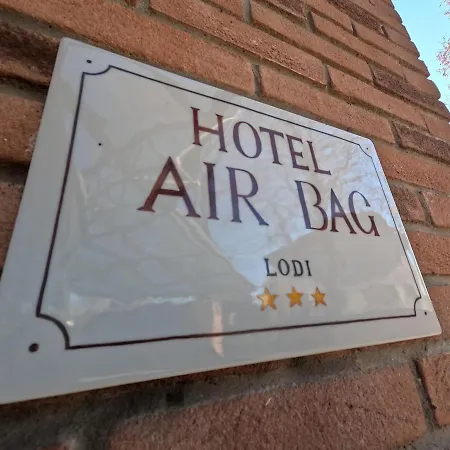 Hotel Air Bag-2