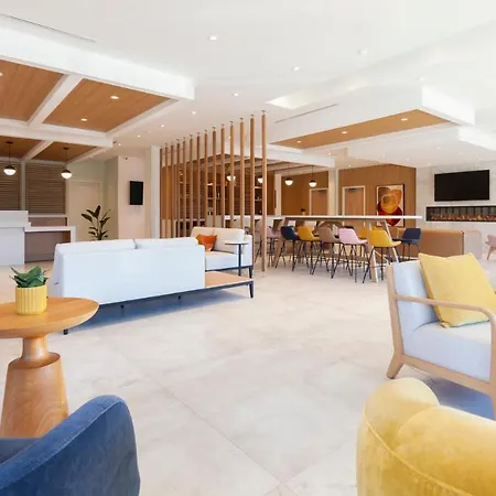 Strata Hotel-2