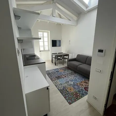 Smart Apartments Palazzo Mazzini-3