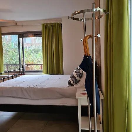 Great Canal Studio - Ac, Water View & Free Parking-3