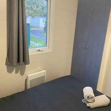 Bungalow 2/4 personnes dans résidence Hôtelière-3