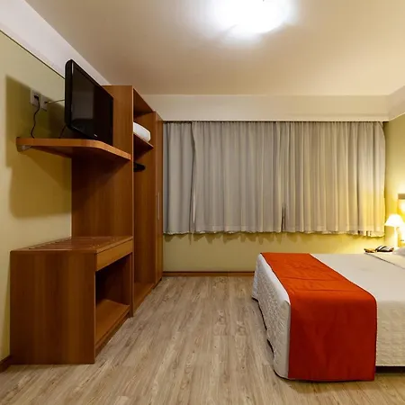 Tri Hotel Executive Caxias-2