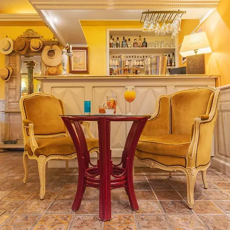Hostellerie du Passeur - Hôtel&Restaurant - Climatisation et Piscine chauffée-2