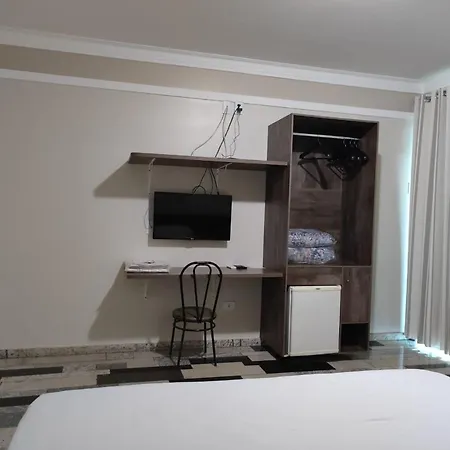 Lodi Express Hotel-3