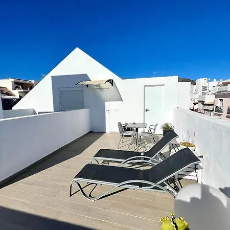 Hostal El Caprichito Marbella-3