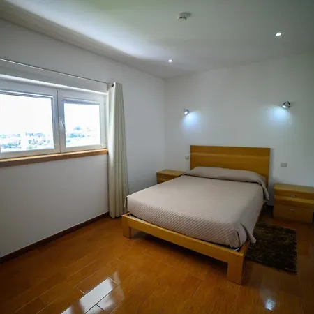 Funileiro, Apartamentos E Quartos-3