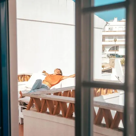 Ericeira Soulsurfers Guesthouse-2