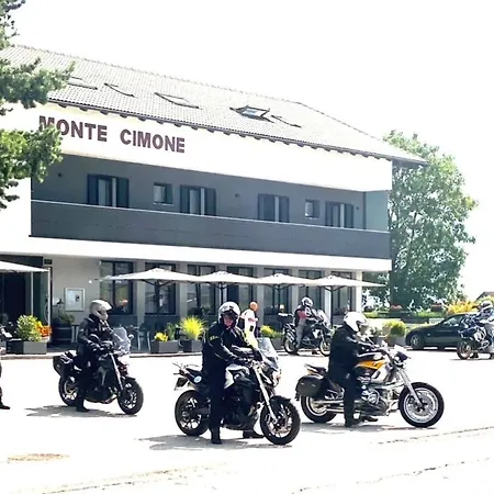HOTEL Monte Cimone-2