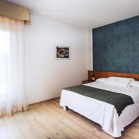 Hotel Marina-2