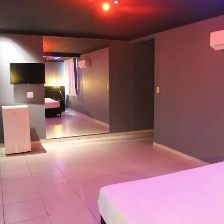Gran Motel-3