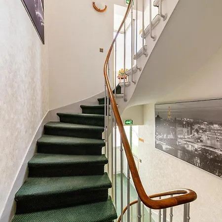Crystal Hotel-2