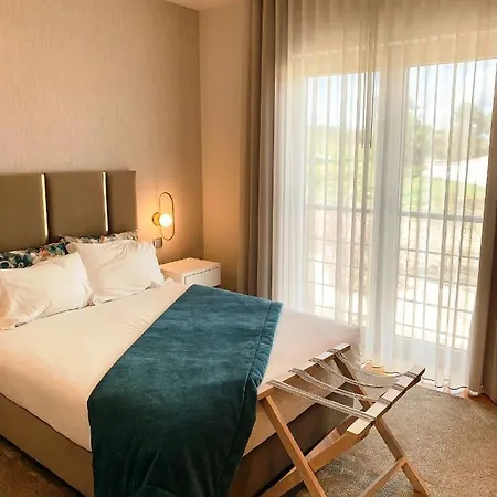 Hotel Albergaria Borges-3