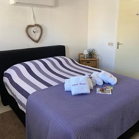 Guest House Open Doors-3