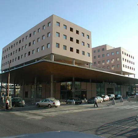 Aparthotel Sercotel Huesca-3