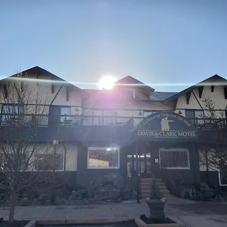 Three Forks Lewis & Clark Motel-3