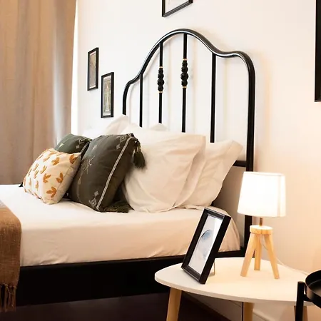 Oporto Trindade Residence-2