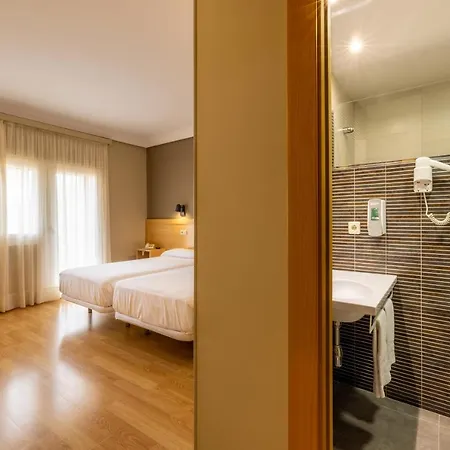 Hotel Santamaria-3