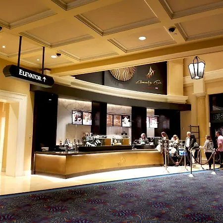 Amalz 1 Bedroom 2 Bathroom Balcony Suites At Mgm Signature !-2