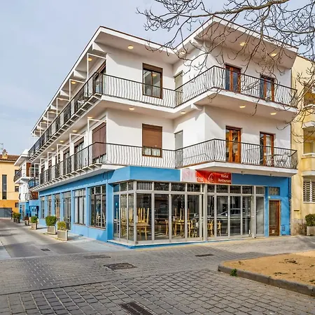 Hostal La Marina-2