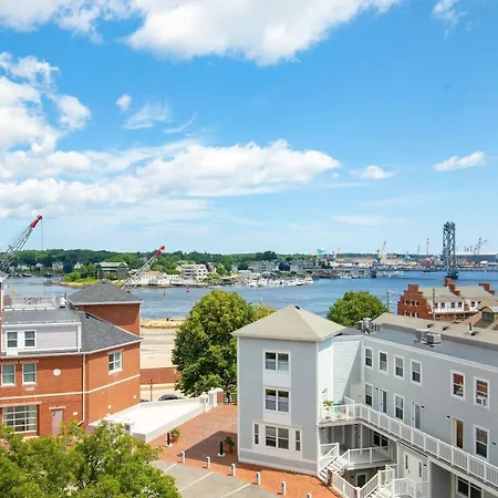 Sheraton Portsmouth Harborside Hotel-2