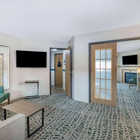 Americinn By Wyndham Duluth South Proctor Black Woods Event Ctr-3