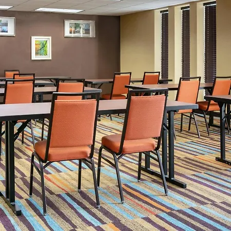 Chester Inn & Suites-3