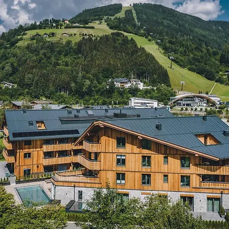 Elements Resort Zell Am See-3
