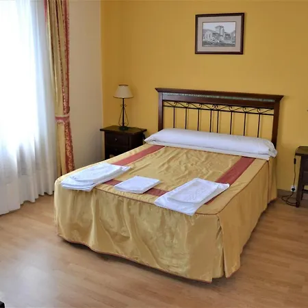 Hostal Infanta Doña Leonor-3