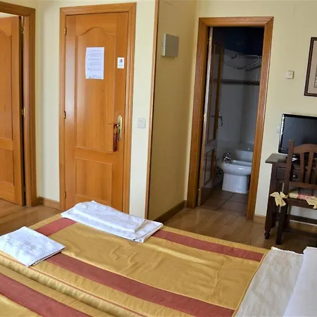 Hostal Infanta Doña Leonor-2