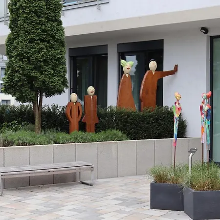 EINSTEIN Hotel am Römerpark-2