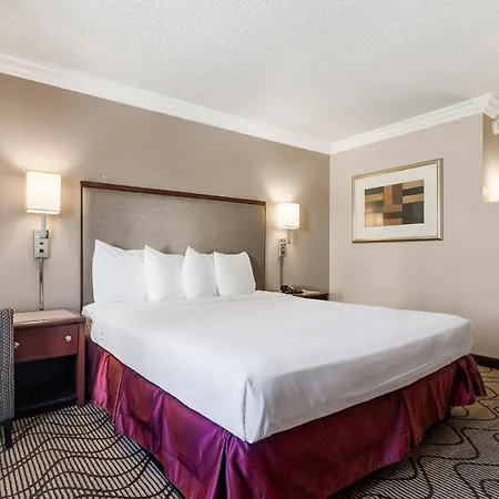 Jack London Inn-2