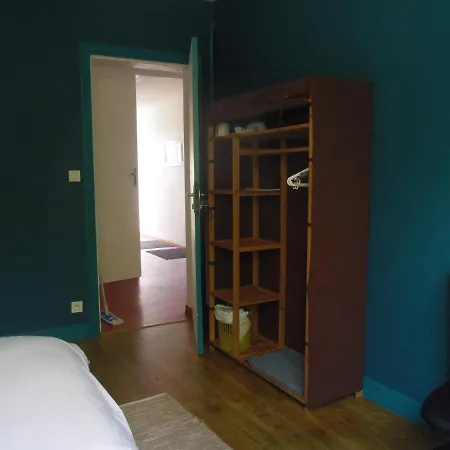 Chambre meublée sympa proche centre ville Lorient-3