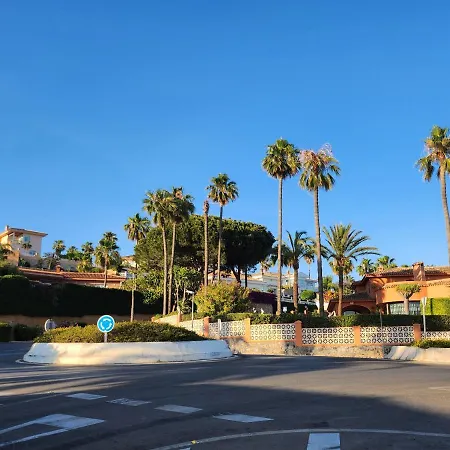 Deluxe Studio Athos 50 Mp Garden Patio Benalmadena Golf & Beach-3