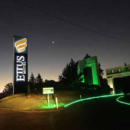 Ettus-2