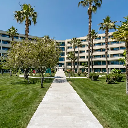 Mirage Park Resort-3