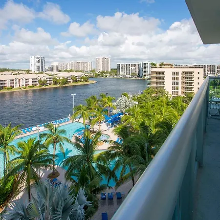 Doubletree Resort By Hilton Hollywood Beach-3