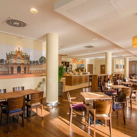 Holiday Inn Express Dresden City Centre-2
