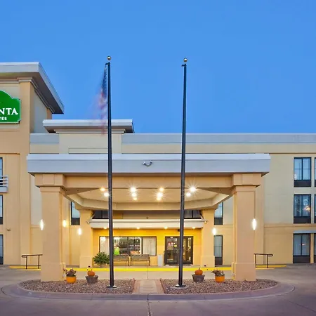 La Quinta By Wyndham Salina-3
