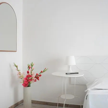 Hotel Cecile-3