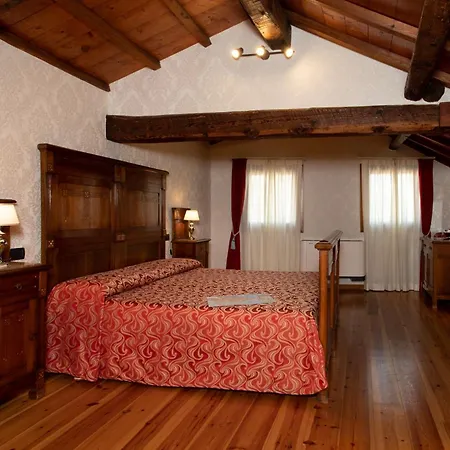 Charming Palace Santa Fosca-2