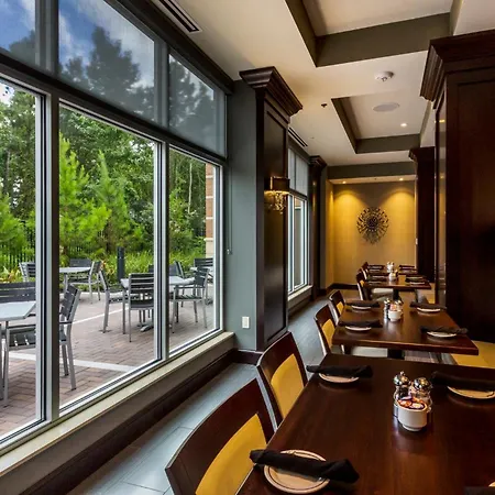 Crowne Plaza Shenandoah - Woodlands Area By Ihg-3