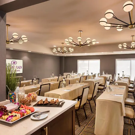 Crowne Plaza Providence-Warwick-3