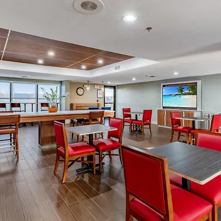 Holiday Inn Express-3