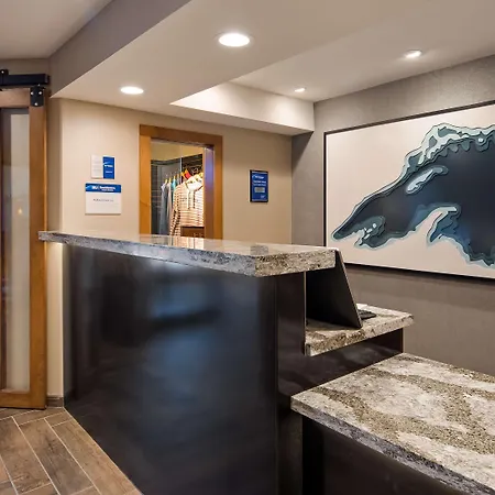 Best Western Plus Superior Inn-2