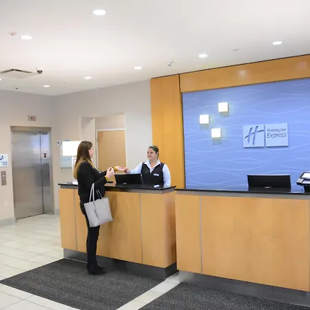 Holiday Inn Express Stamford, An Ihg Hotel-2