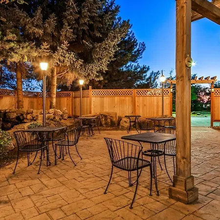 Best Western Plus Caldwell Inn & Suites-2