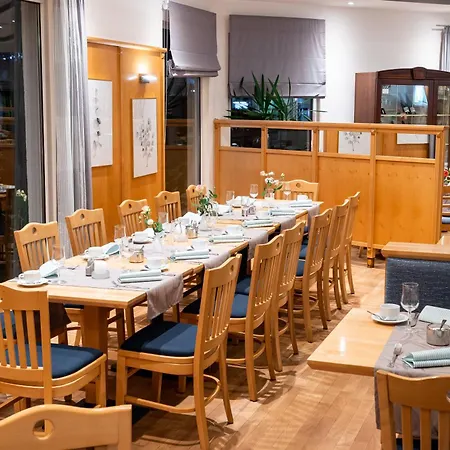 Hotel am Tierpark Gotha-2