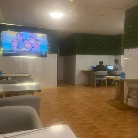 Limin Hostel Capsules-2