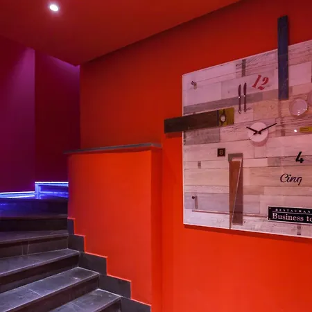 Business Hotel-3